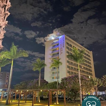 San Diego Suites Veredas Sete Lagoas Exteriör bild